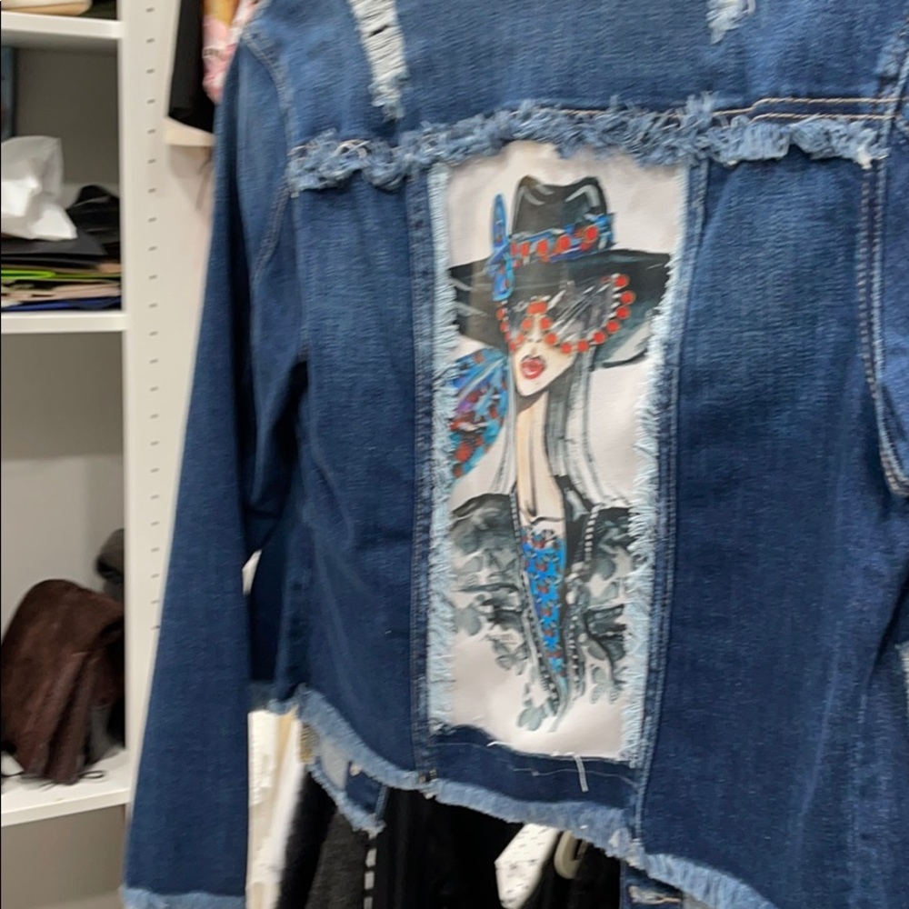 Jean jacket - Picture 2 of 3